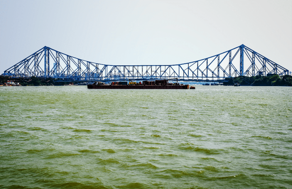 Howrah Bridge Historical places in Kolkata