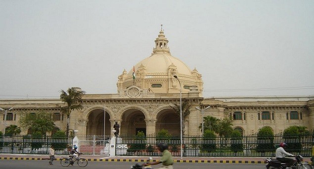 Raj Bhavan Historical places in Kolkata