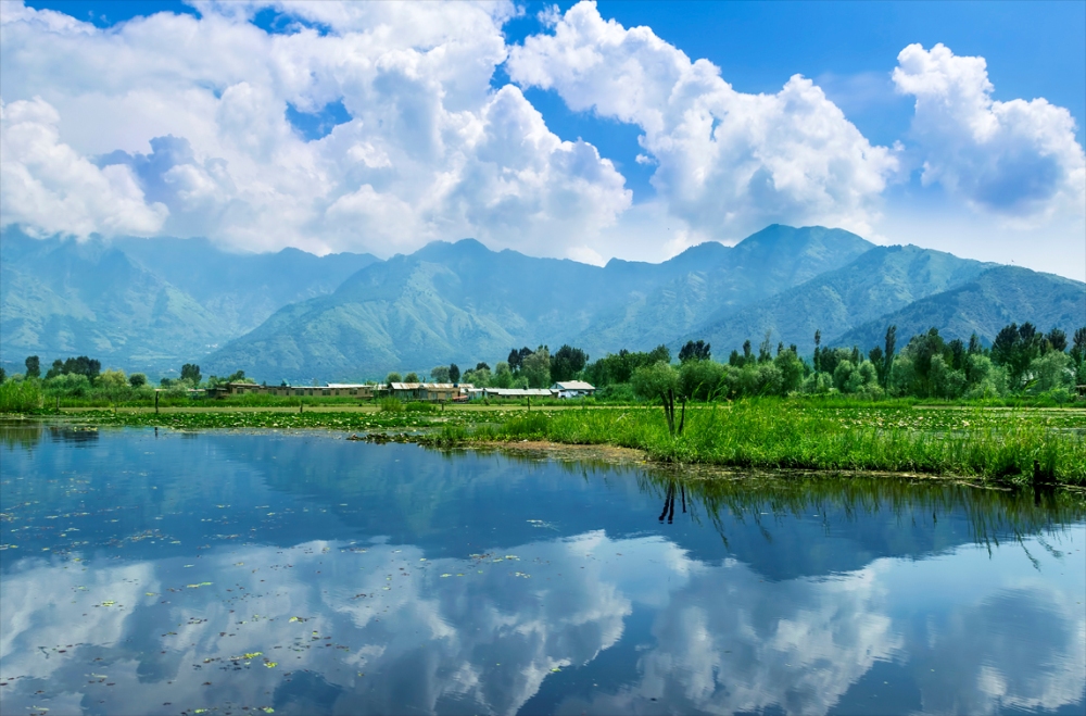 Srinagar Summer holiday destinations in India